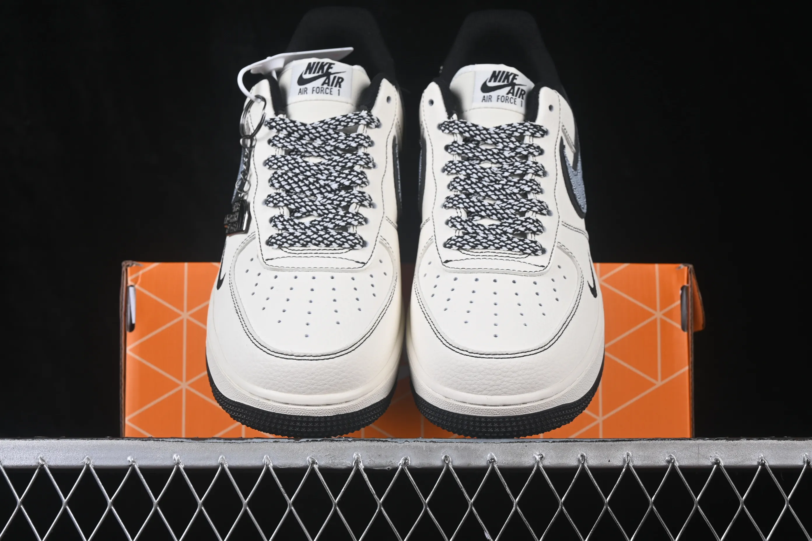 All categories Nk Air Force 1 Air Force series Nk Air Force 1 Low Air Force low-top Nike Air Force 1'07 Low Air Force 1 low-top casual sneakers GS2288-006